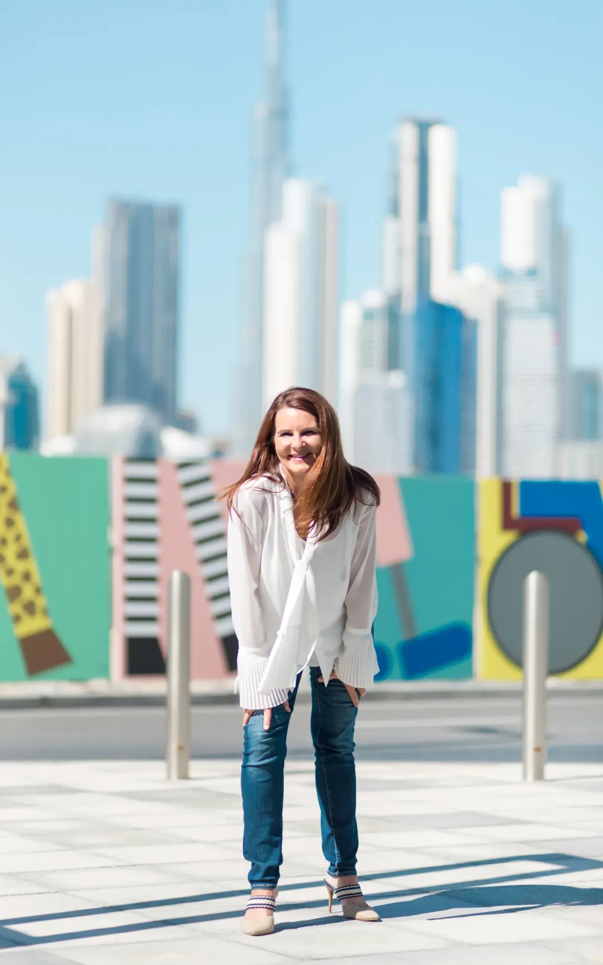 Lisa Hugo in front of the Burj Khalifa