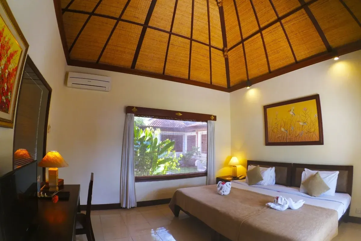 Deluxe Garden View villa bedroom