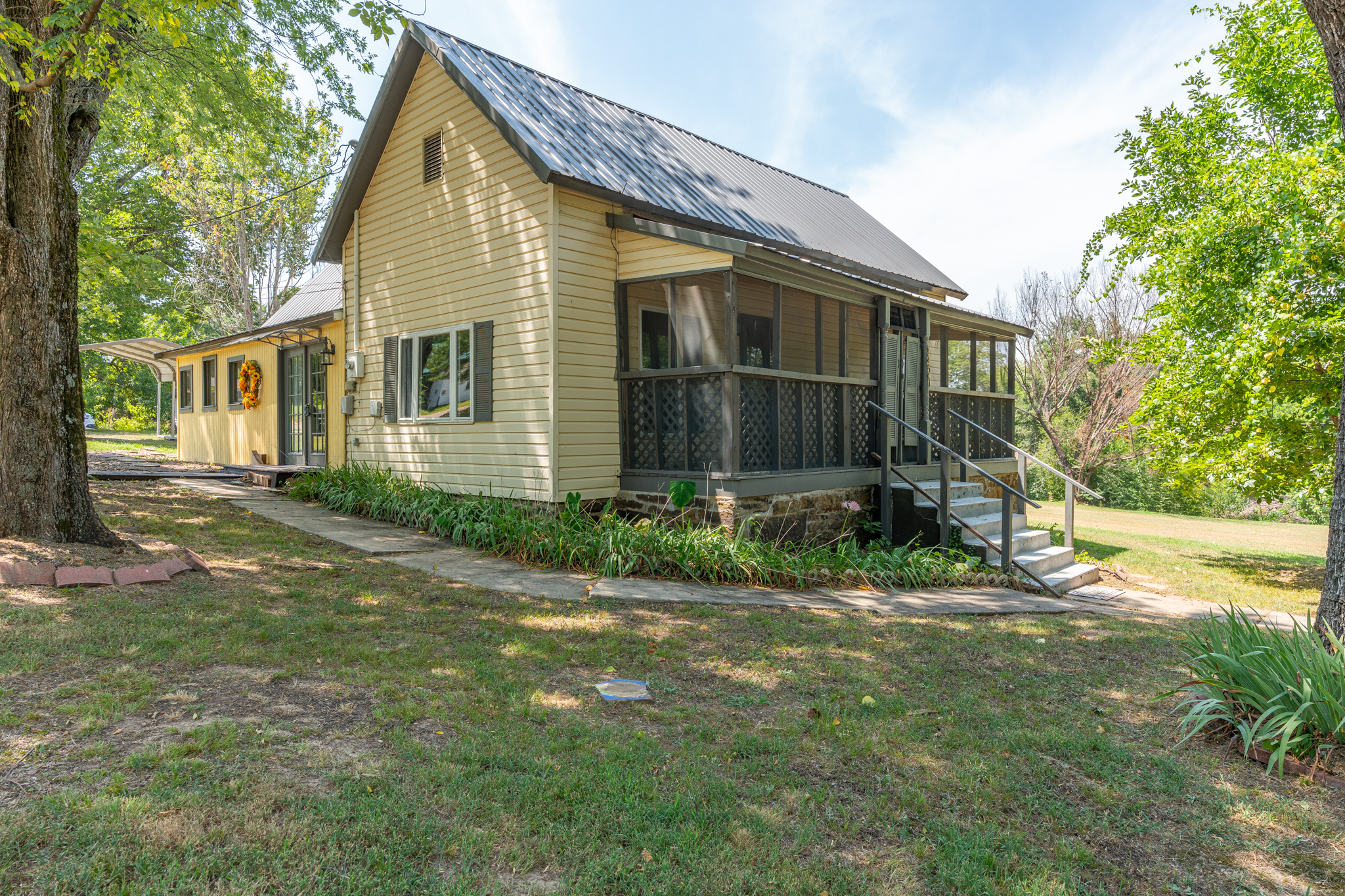 Oak & Main Exclusive Listing: 2726 W Walnut ST Paris, Arkansas, 72855