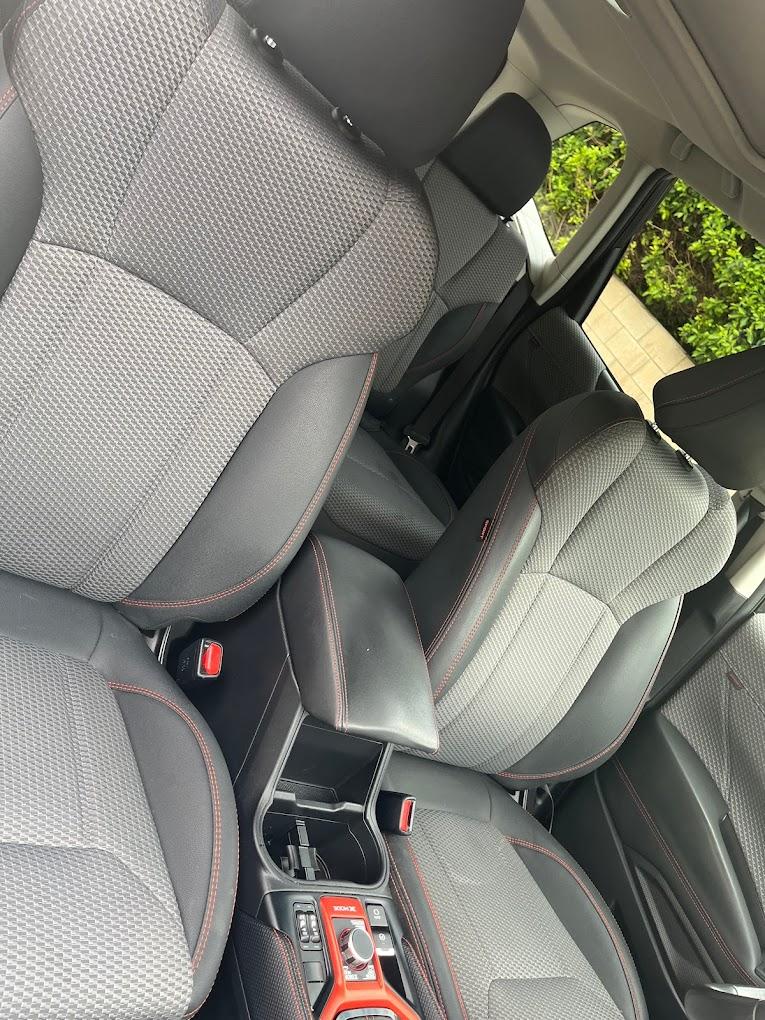 upholtery cleaning near me 