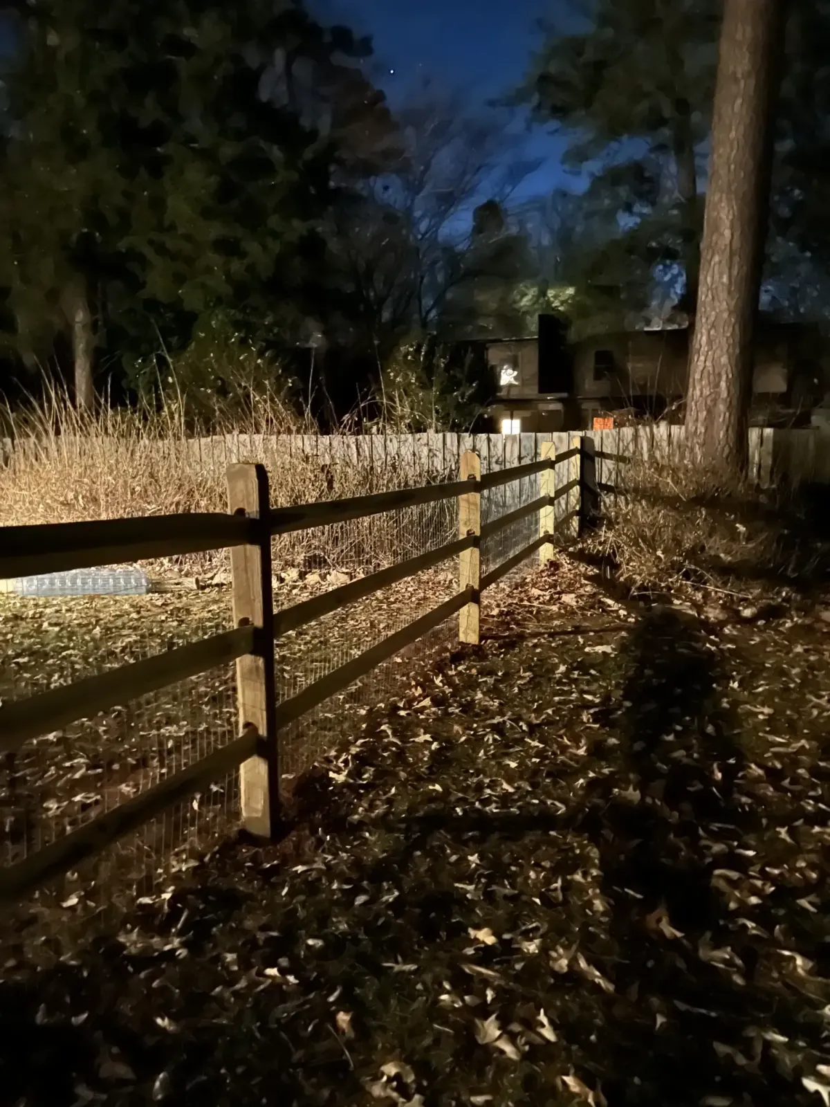 talented fence contractors put up a fence