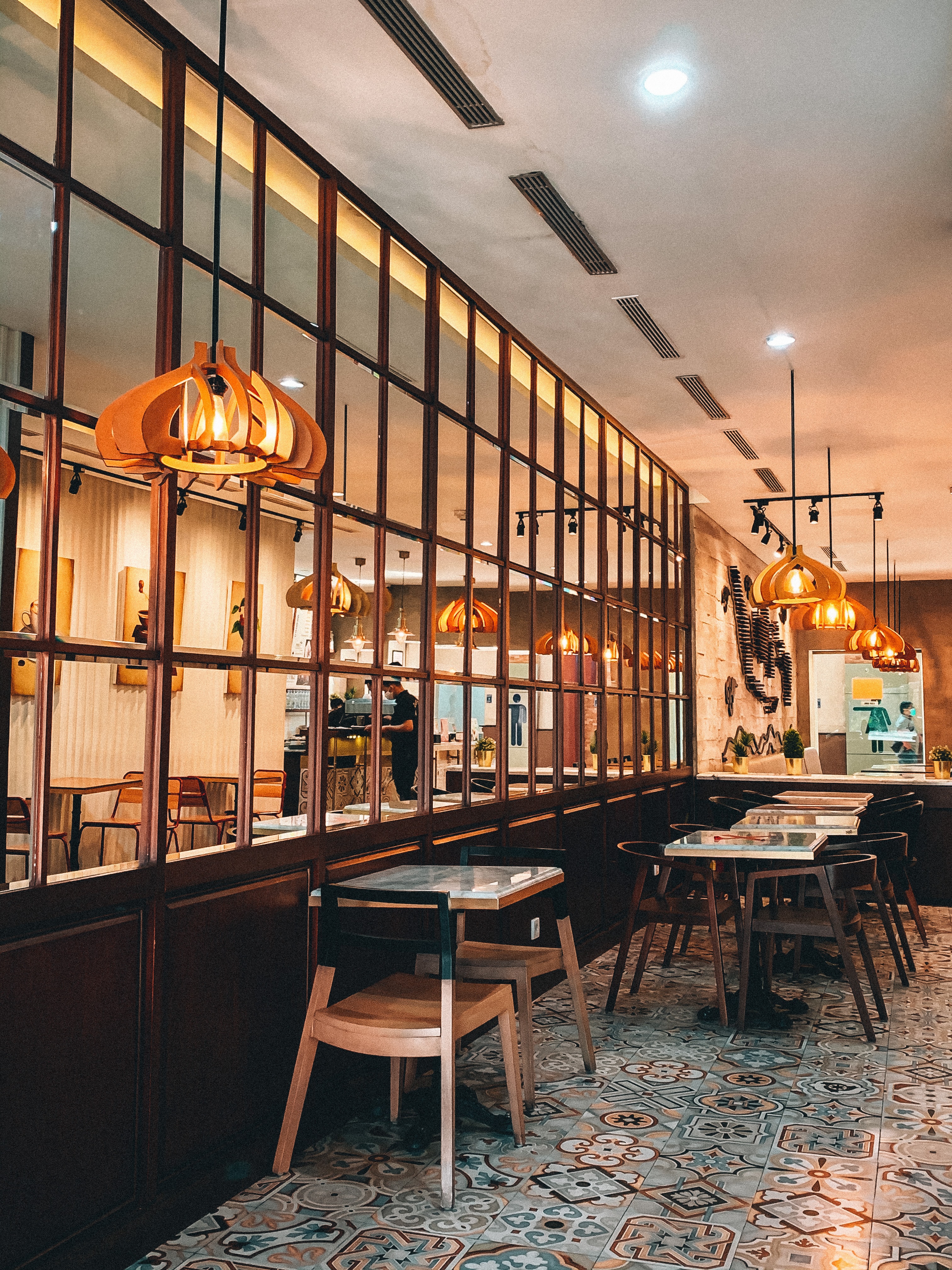 Commercial Restaurant in Riverside