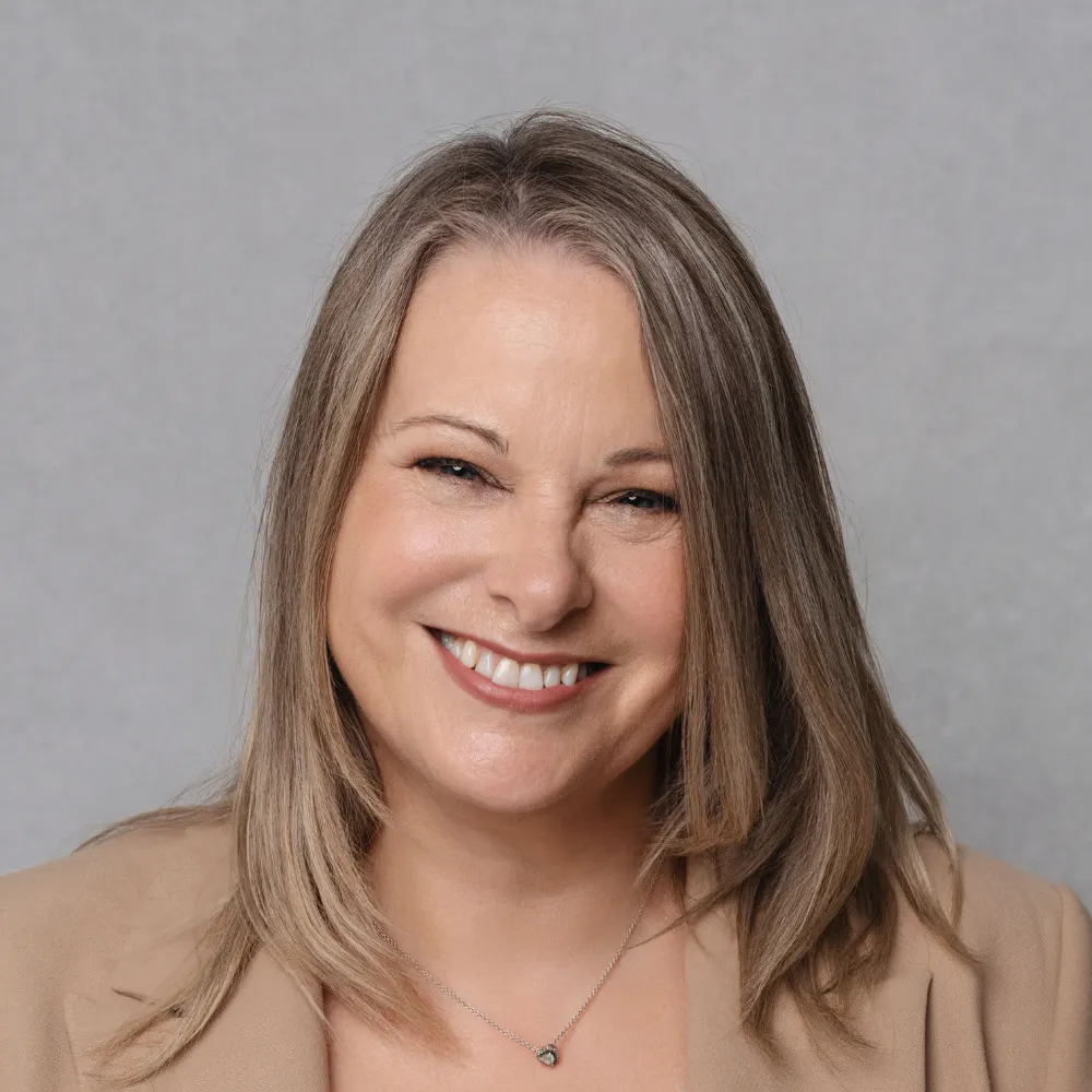 Headshot of Jo Wildsmith of Jo Wildsmith Publishing