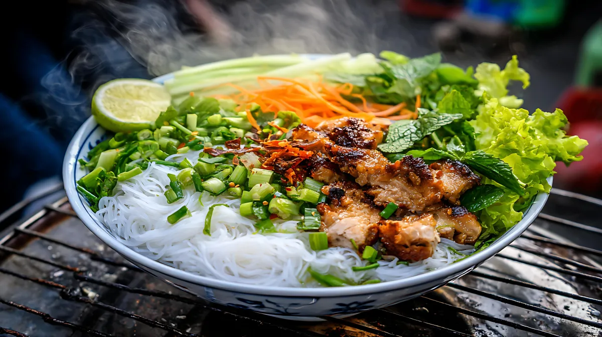 Vermicelli salad bowl with crispy roast pork, fresh herbs and vegetables – Newstead café