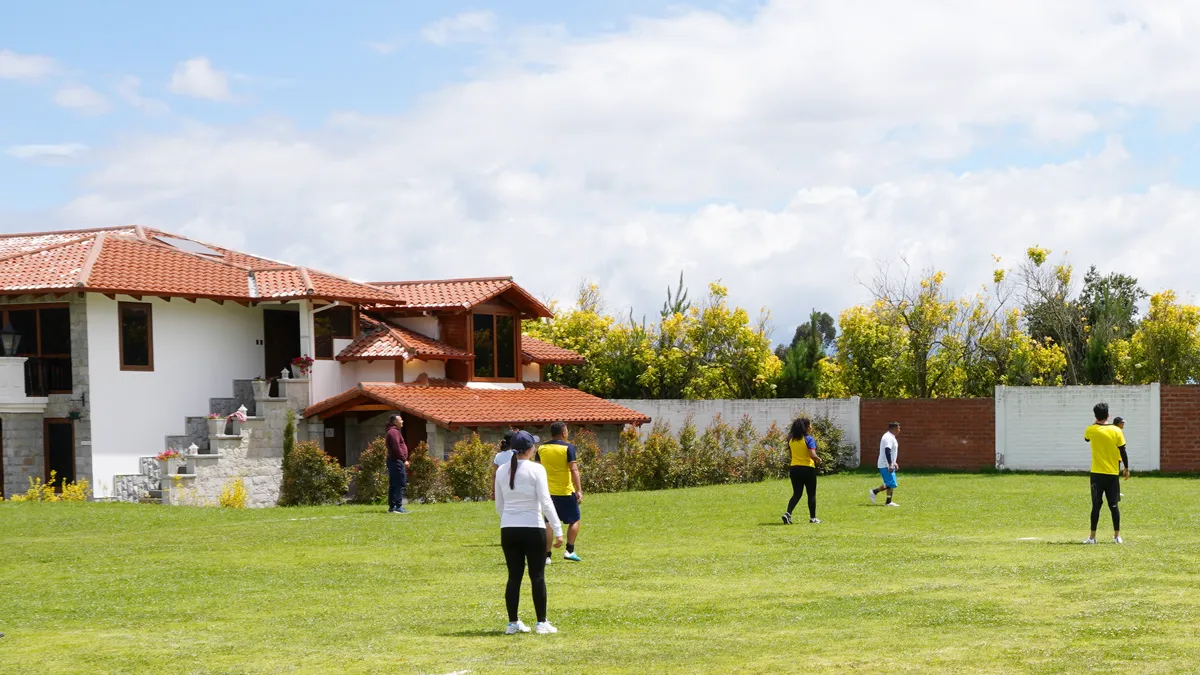 Volley-Fútbol en Hostería en Riobamba