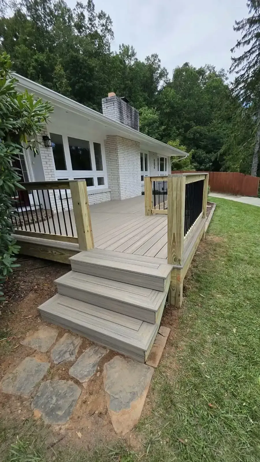 Horizon Builds LLC - Deck Remodeling 4