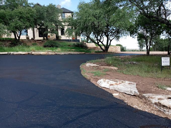 Asphalt Sealcoating Services in Austin Tx