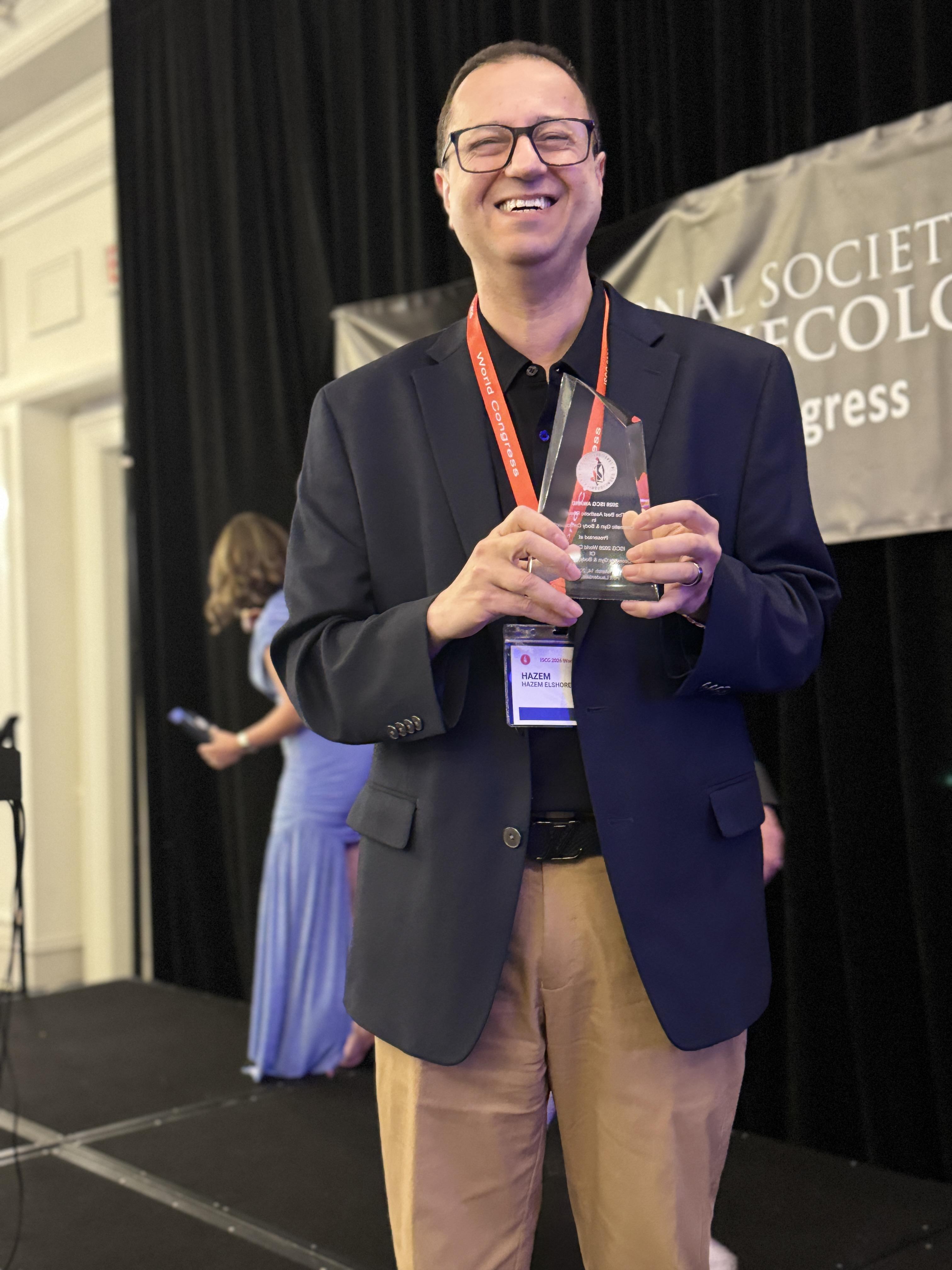 Dr. Eshoreya received the best aesthetic award from 2026 ISCG world conference