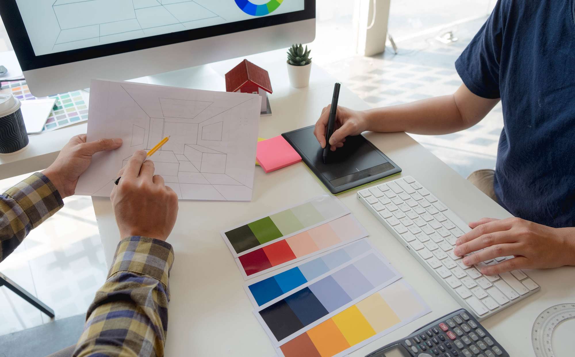 Sign Companies: 5 Factors to Consider in a New Signage Partner