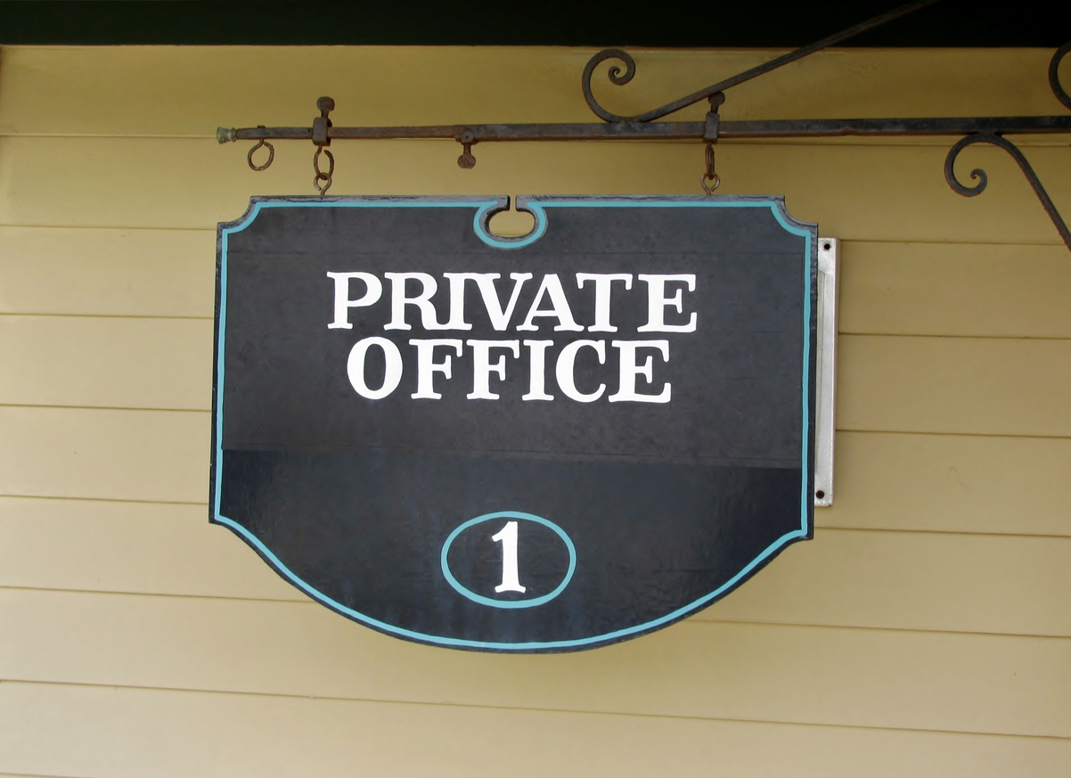 Wylie, TX – Sign Company Discusses Types & Considerations of Custom Hanging Signs