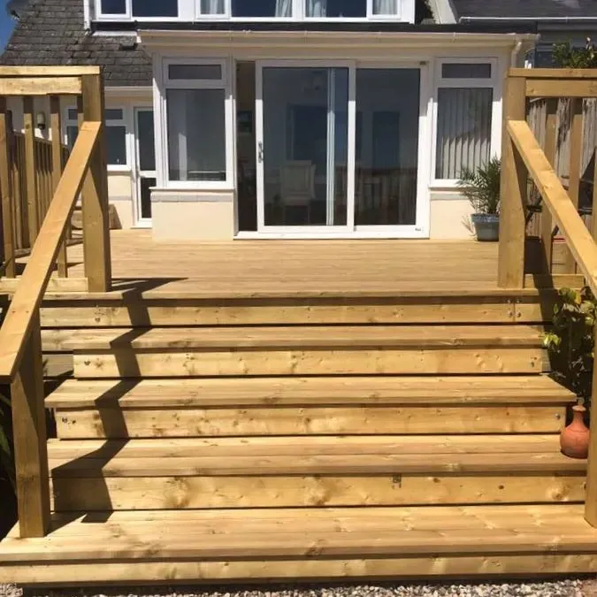 decking built by moore dunn fencing in torquay, devon