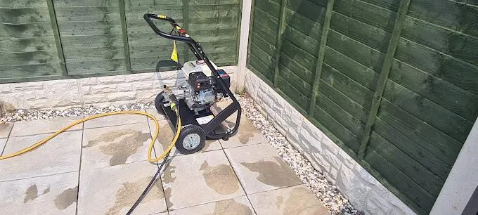 Pressure washing job 