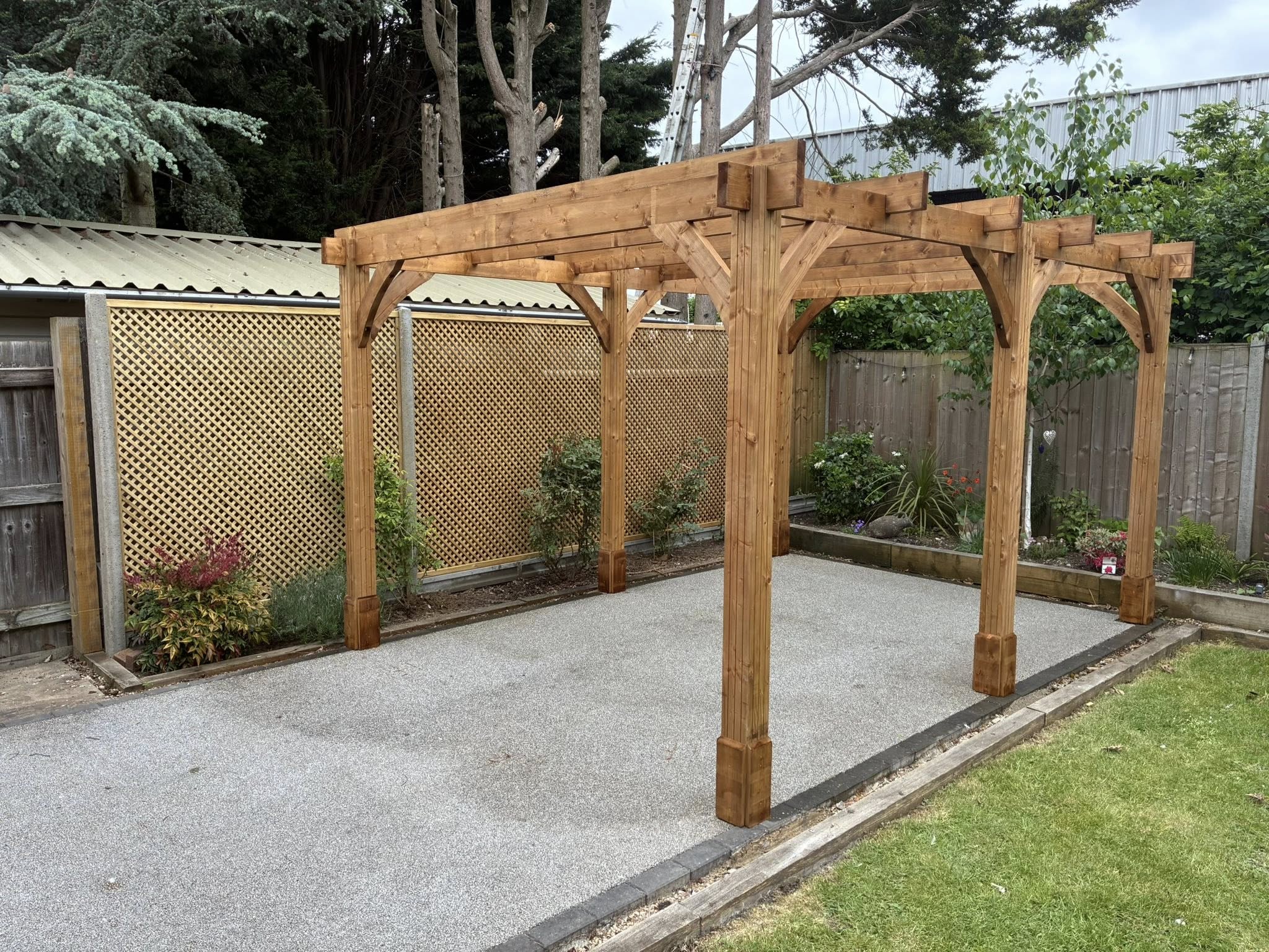 pergola built in gamlingay cambridgeshire