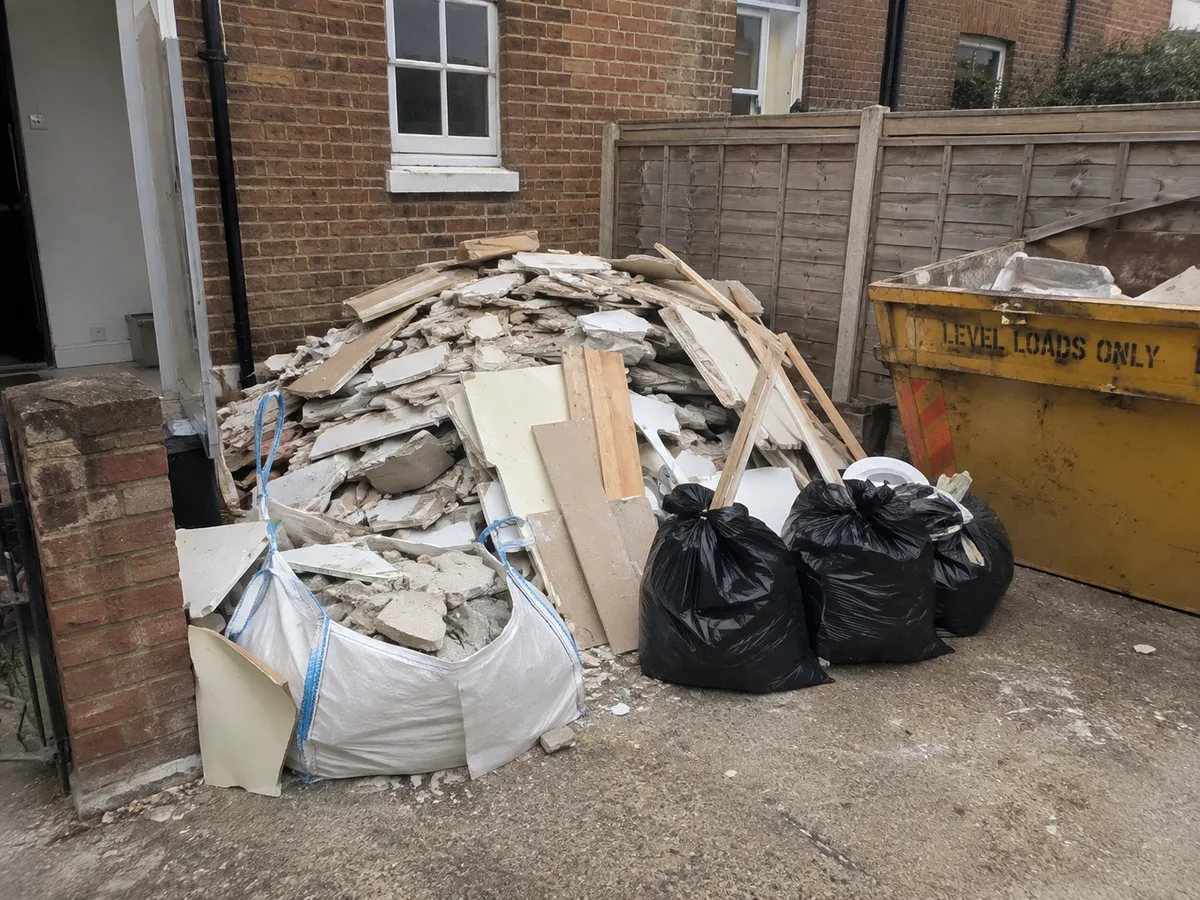 builders waste clearance in west london by apex rubbish clearance