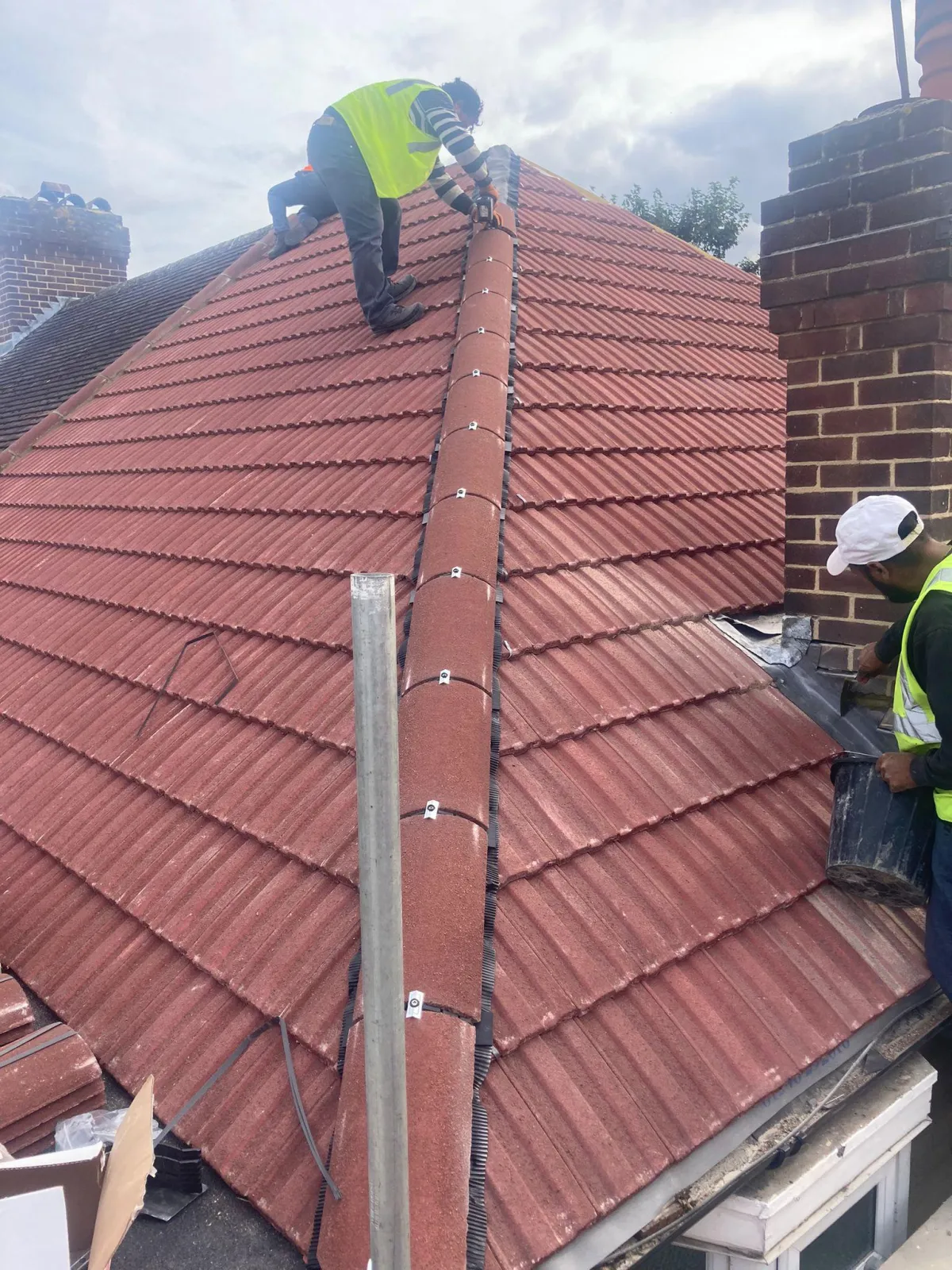 roof repairs feltham