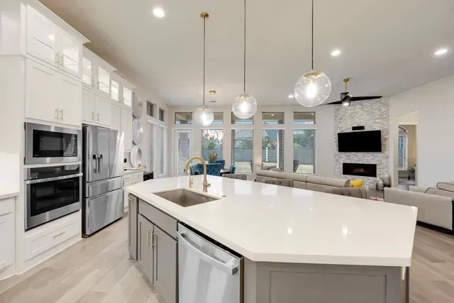 Clovis Granite Installation