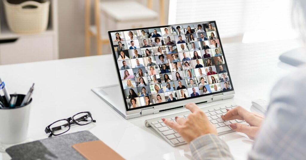 virtual-assistant-vs-in-house-staff