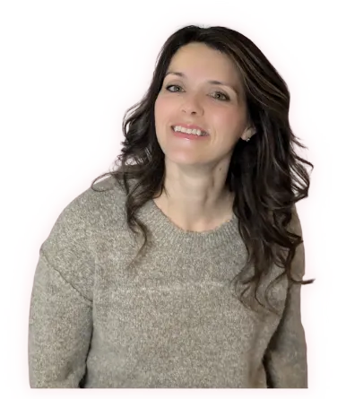 Holly Chedalsi headshot