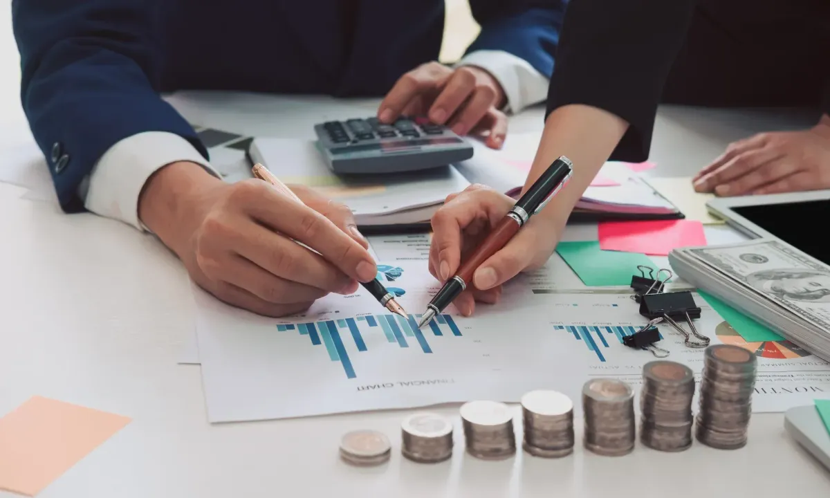 an image of a bright object in the sky