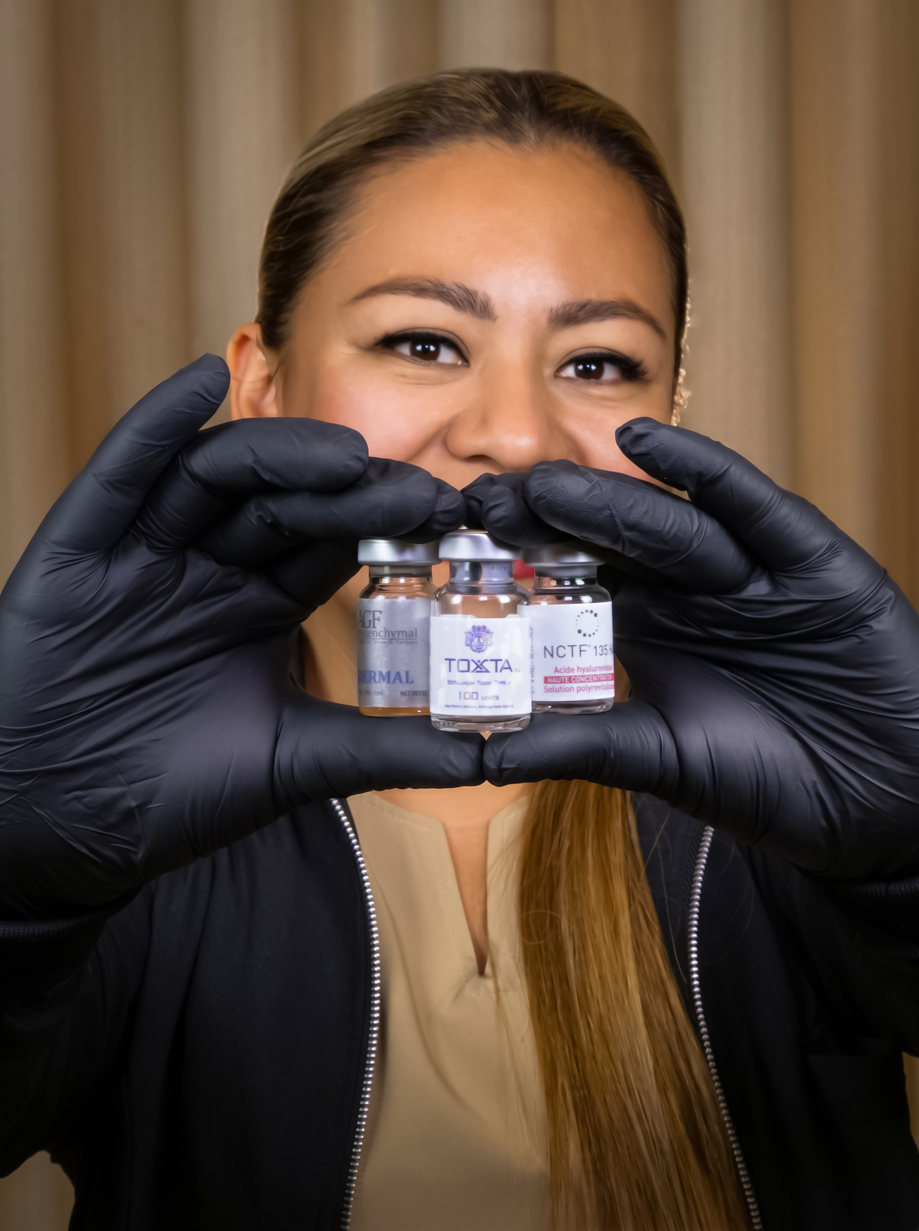 Fotografía profesional de un tratamiento clínico en HEIWA