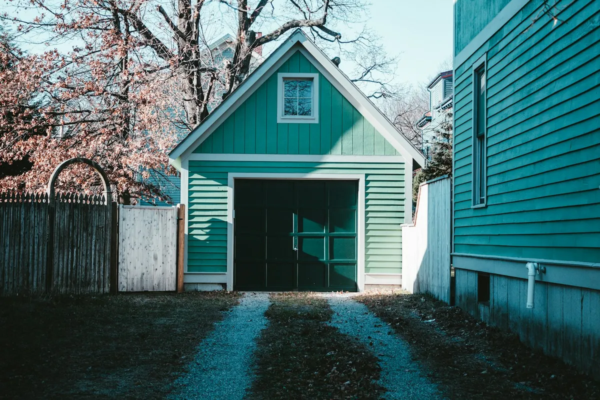 Garage Cleanout in Pflugerville, TX — Professional Junk Removal Service (1)