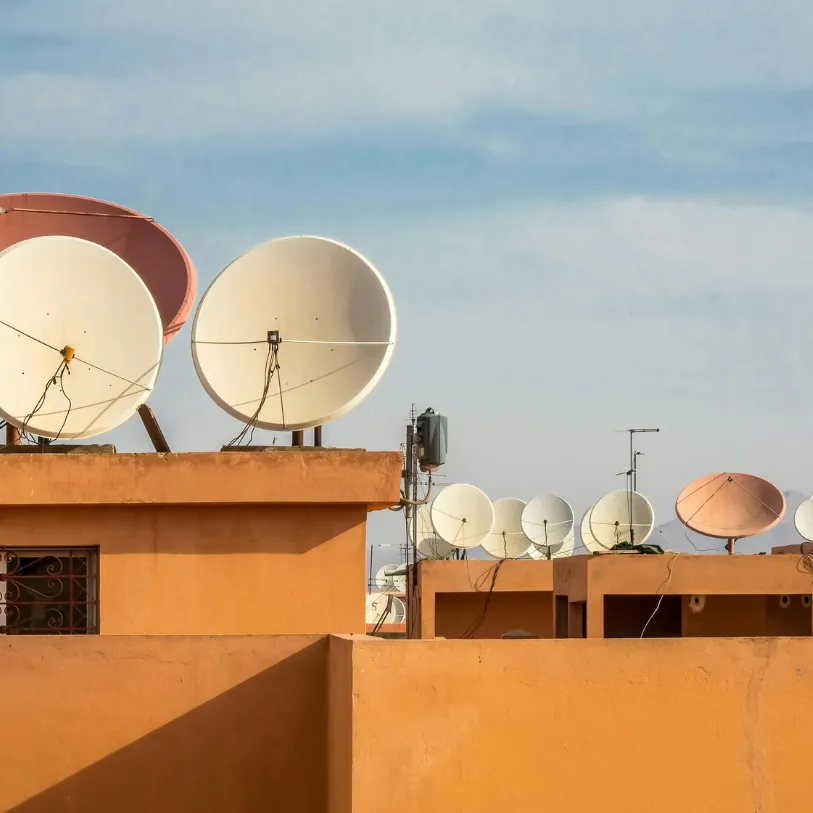 Installer une antenne TNT à Angers : améliorez la réception TV de votre maison avant la rentrée