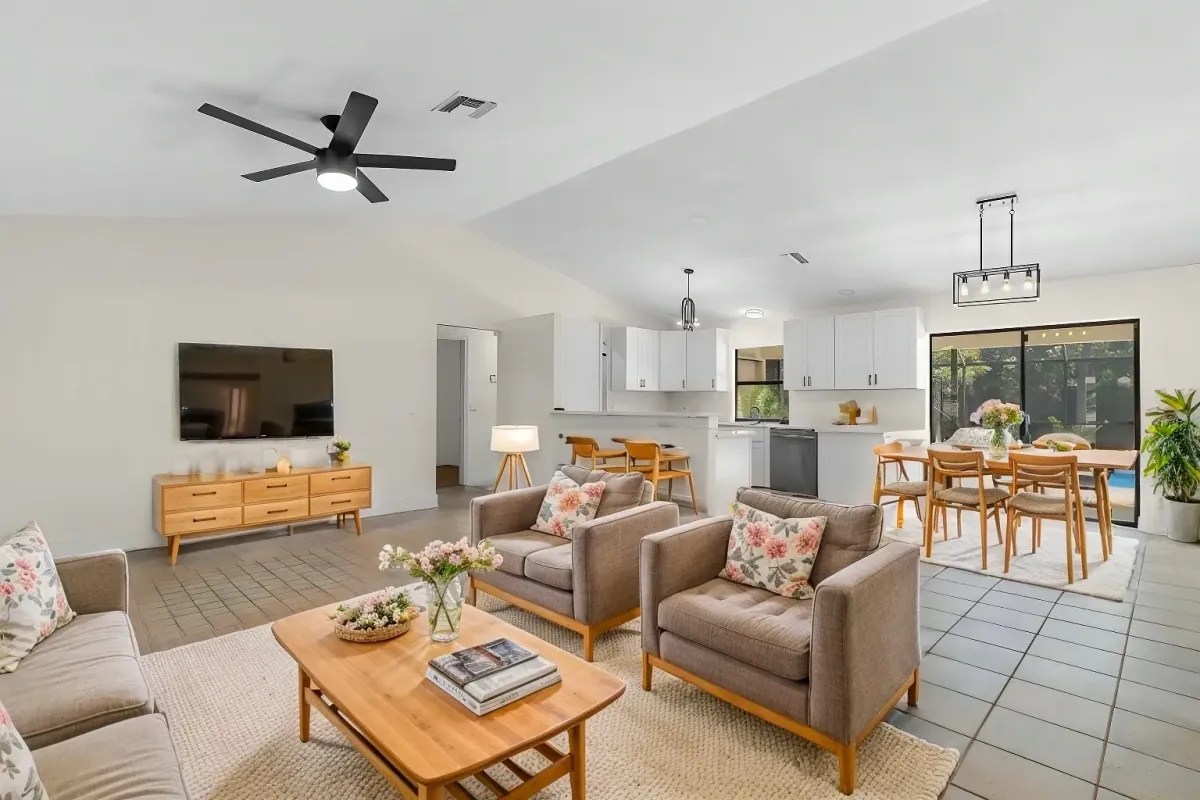 Spacious Comfortable Port Charlotte House