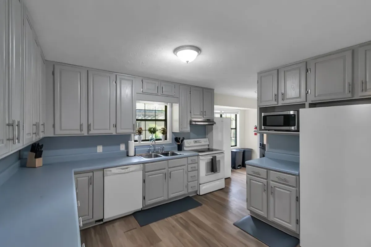Spacious Comfortable Port Charlotte House