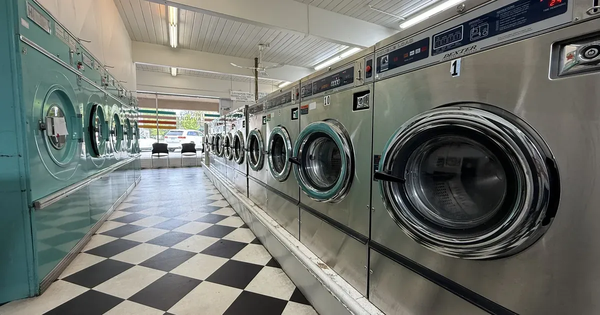 Comforter And Duvet Washing Cost In Kelowna, By Size