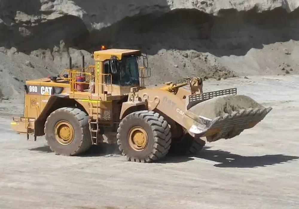 Shelley Colthurst, web designer and coach creating aligned websites and business systems for soul-led entrepreneurs.