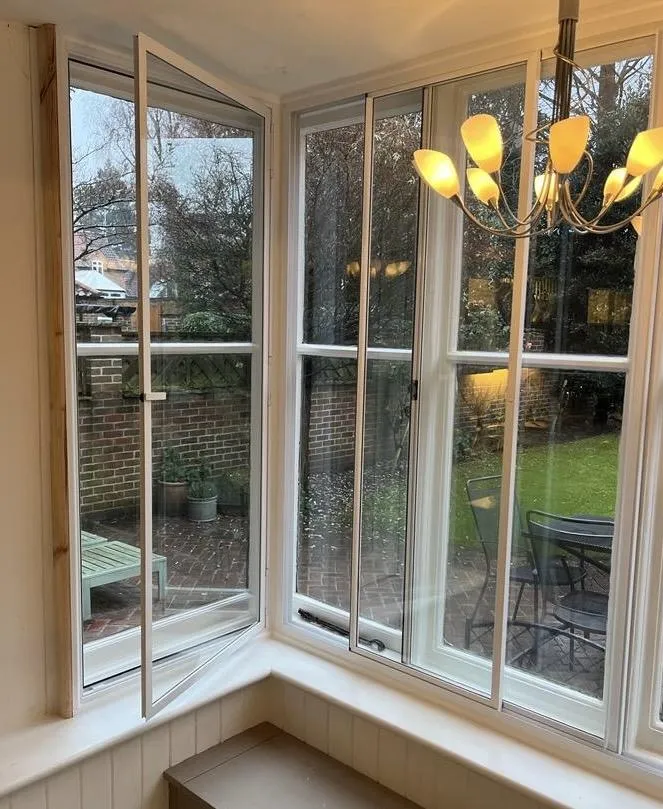Before and after of Nottingham installed windows