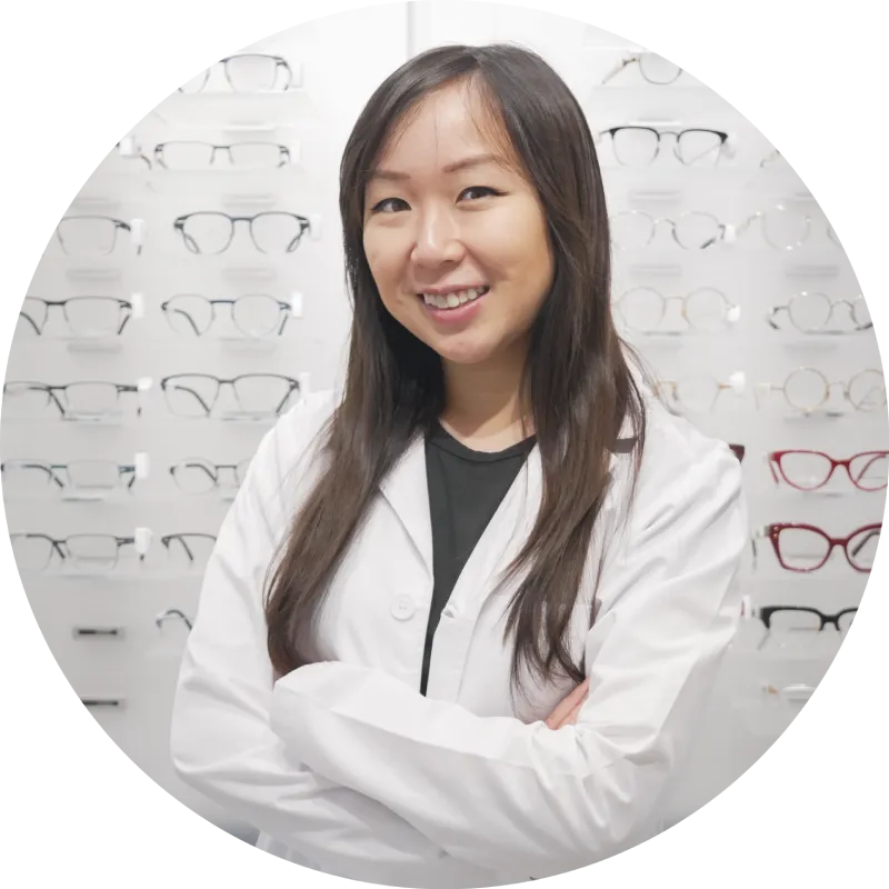 A picture of Dr. Grace Tran, an eye doctor based in Houston
