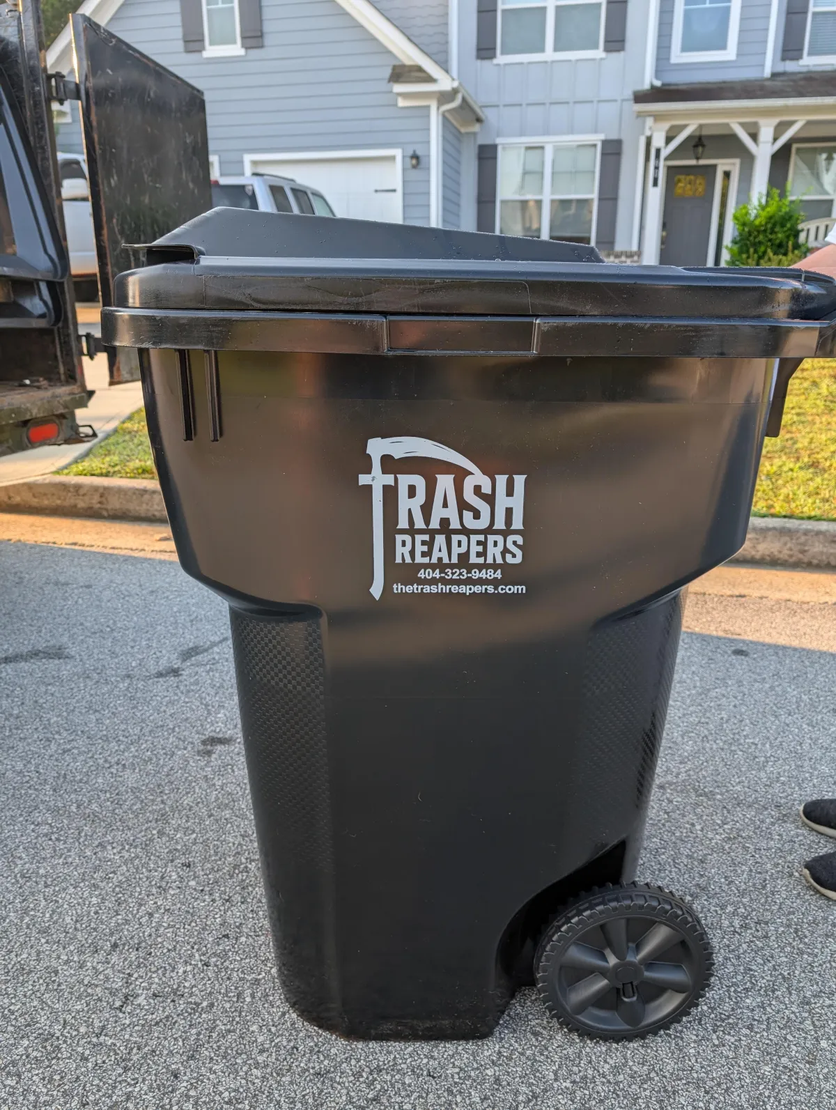 Trash Can Pickup Service: Everything Homeowners Should Know About the Can Itself