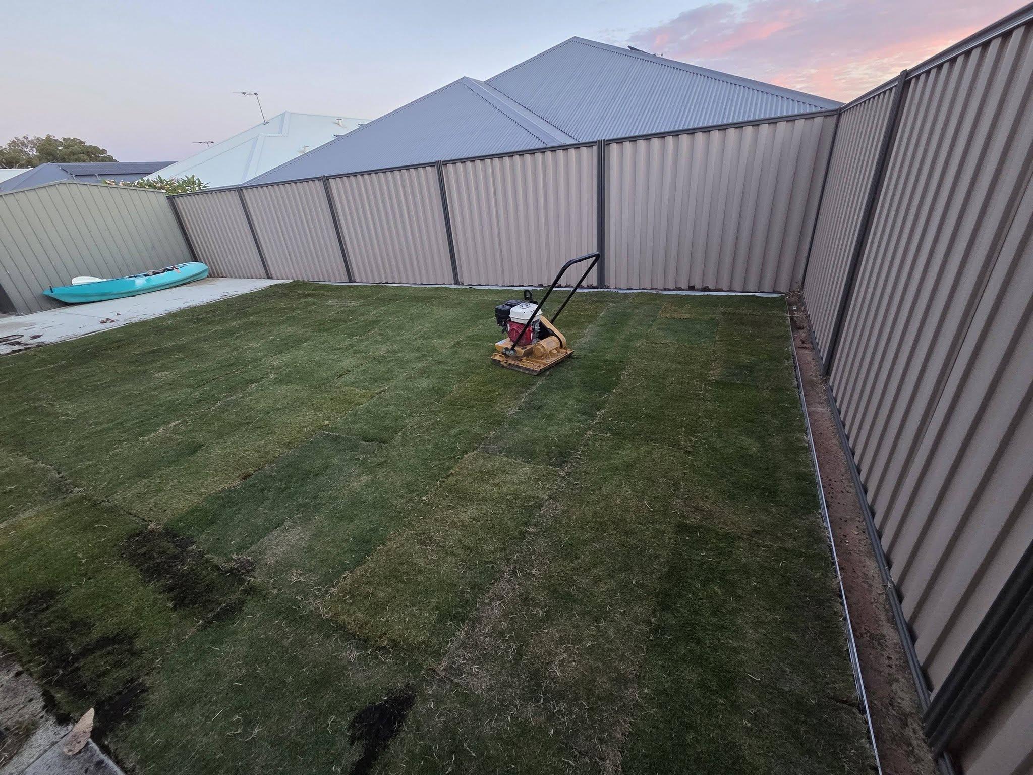 Lawn Mowing Byford – Edging and Whipper Snipping