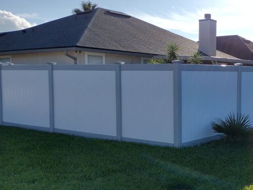 Middleburg Vinyl Fencing
