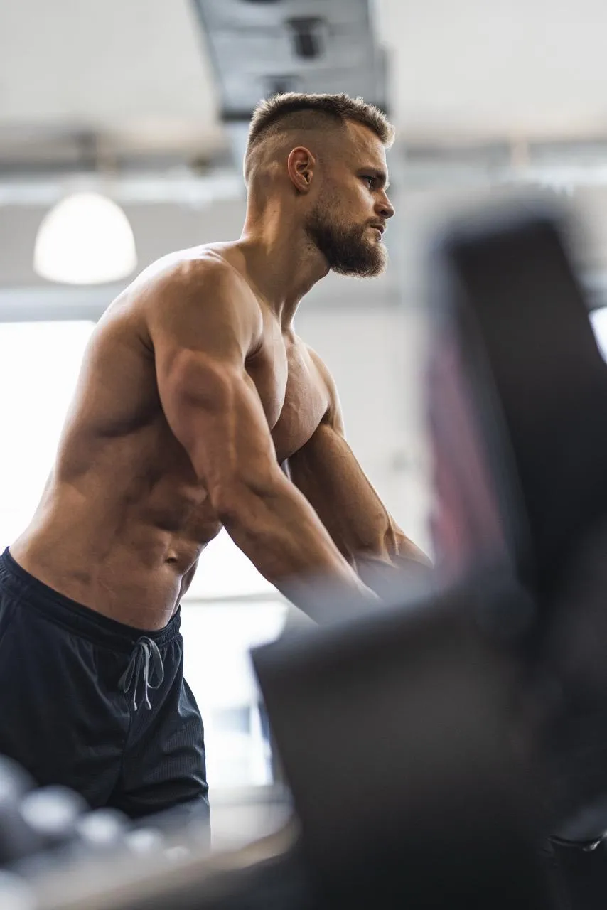 Portrétní fotografie trenéra a autora AI GPT S&C coach