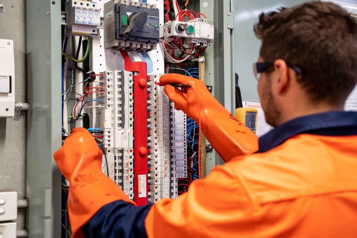 electrical repairs near me