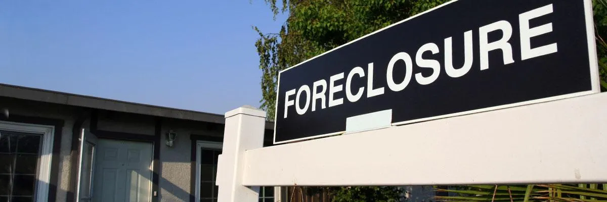 foreclosure sign