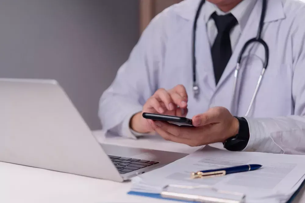Mobile eDiscovery in Healthcare HIPAA and Patient Privacy