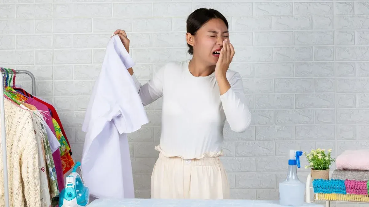 How to Get Sweat Smell Out of Clothes: 10 Proven Methods