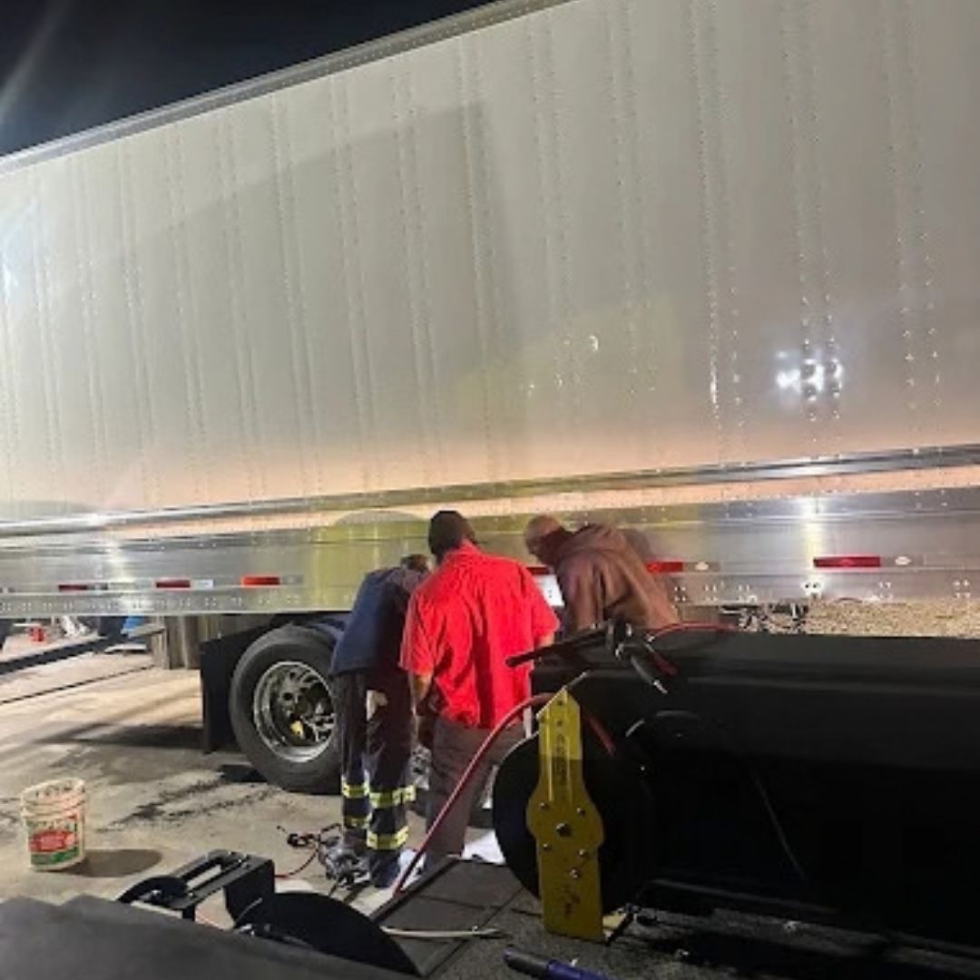 Semi-Truck and Trailer Repair By I-55 Truck and Trailer Repair