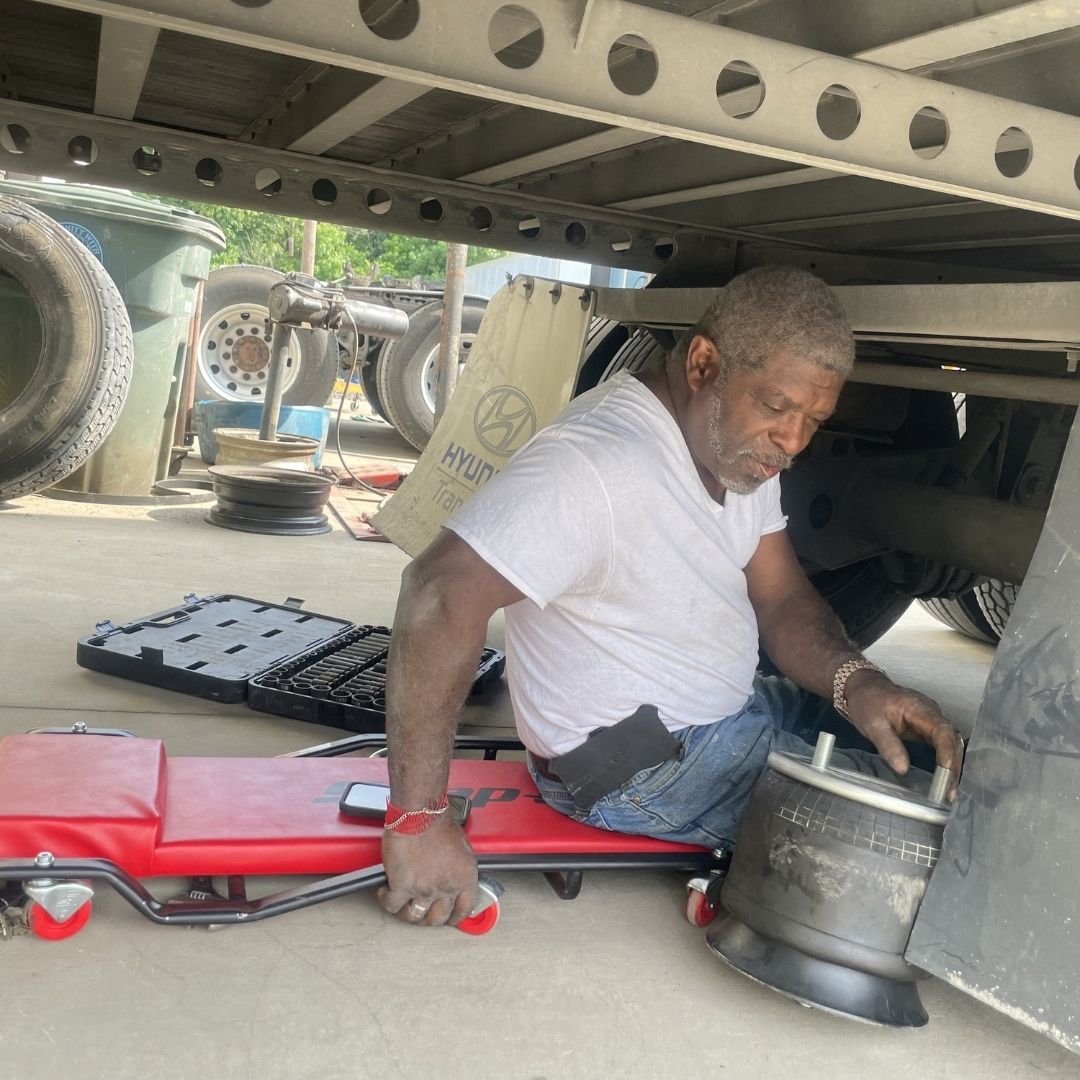 Truck & Trailer Alignment By I-55 Truck and Trailer Repair