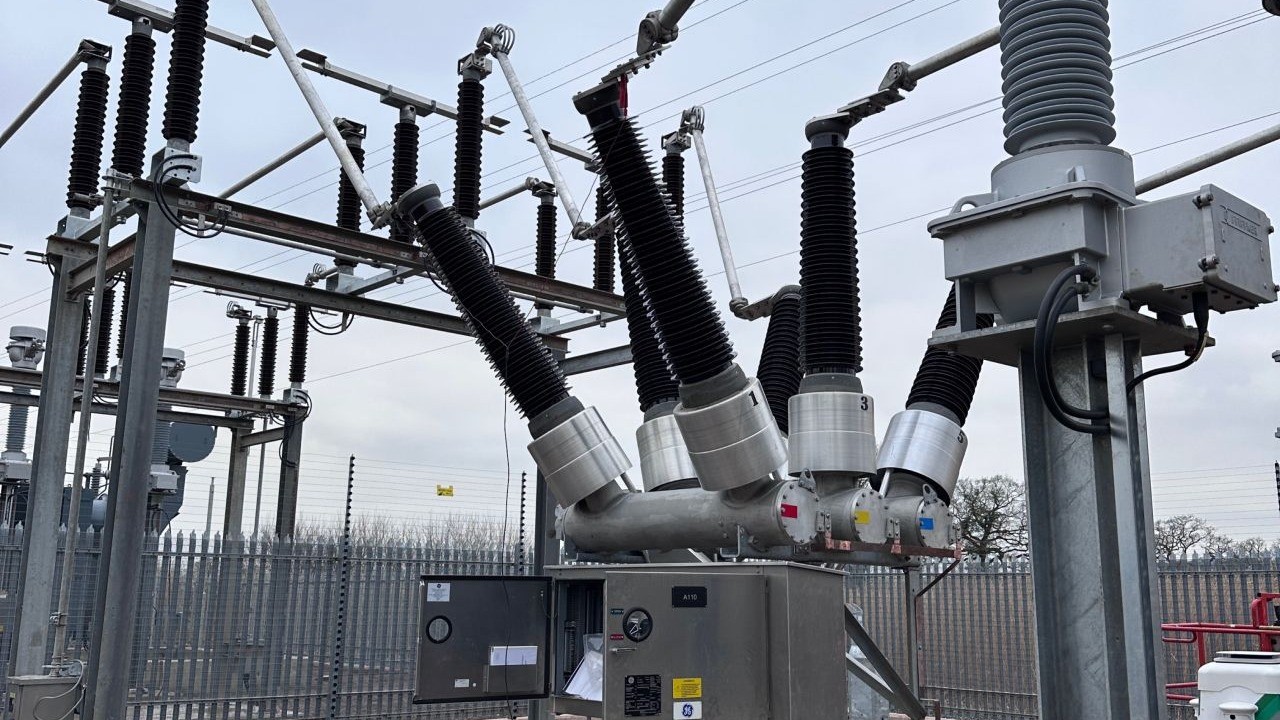 High Voltage Circuit Breakers