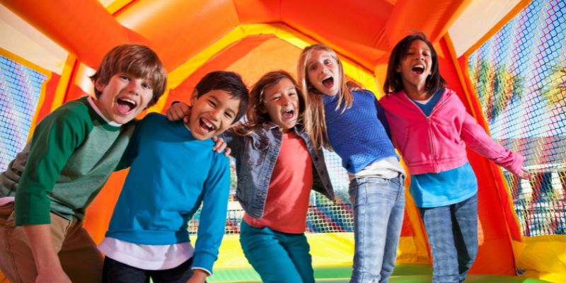 Planning a Party? Here's Why an Inflatable Bounce House Rental Is a Must-Have