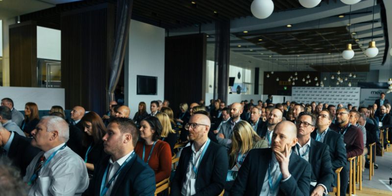 How to Choose the Best Corporate Event Photography Service for Your Next Event