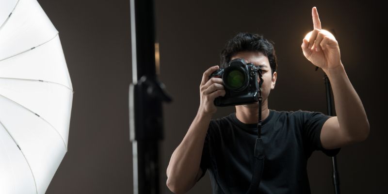 Professional Photographer: The Benefits and Challenges of Event Photography