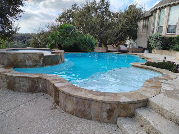 pool cleaning service