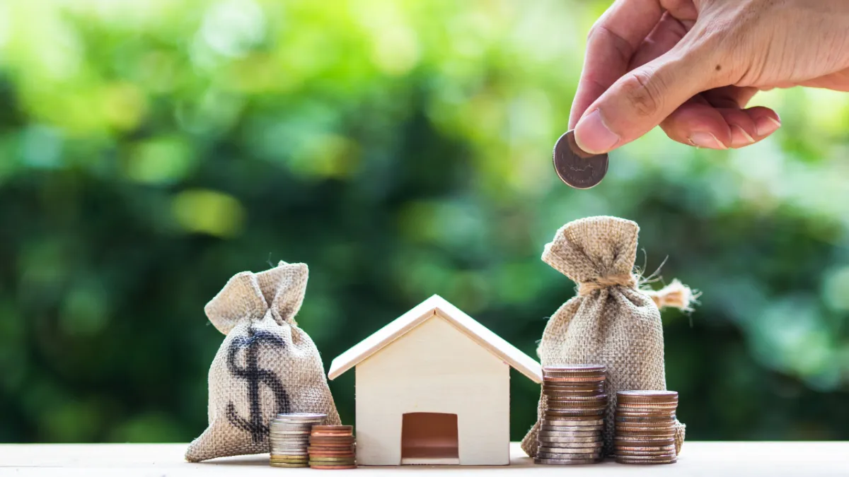 Should You Accept the First Offer on Your Home in Frisco, TX?