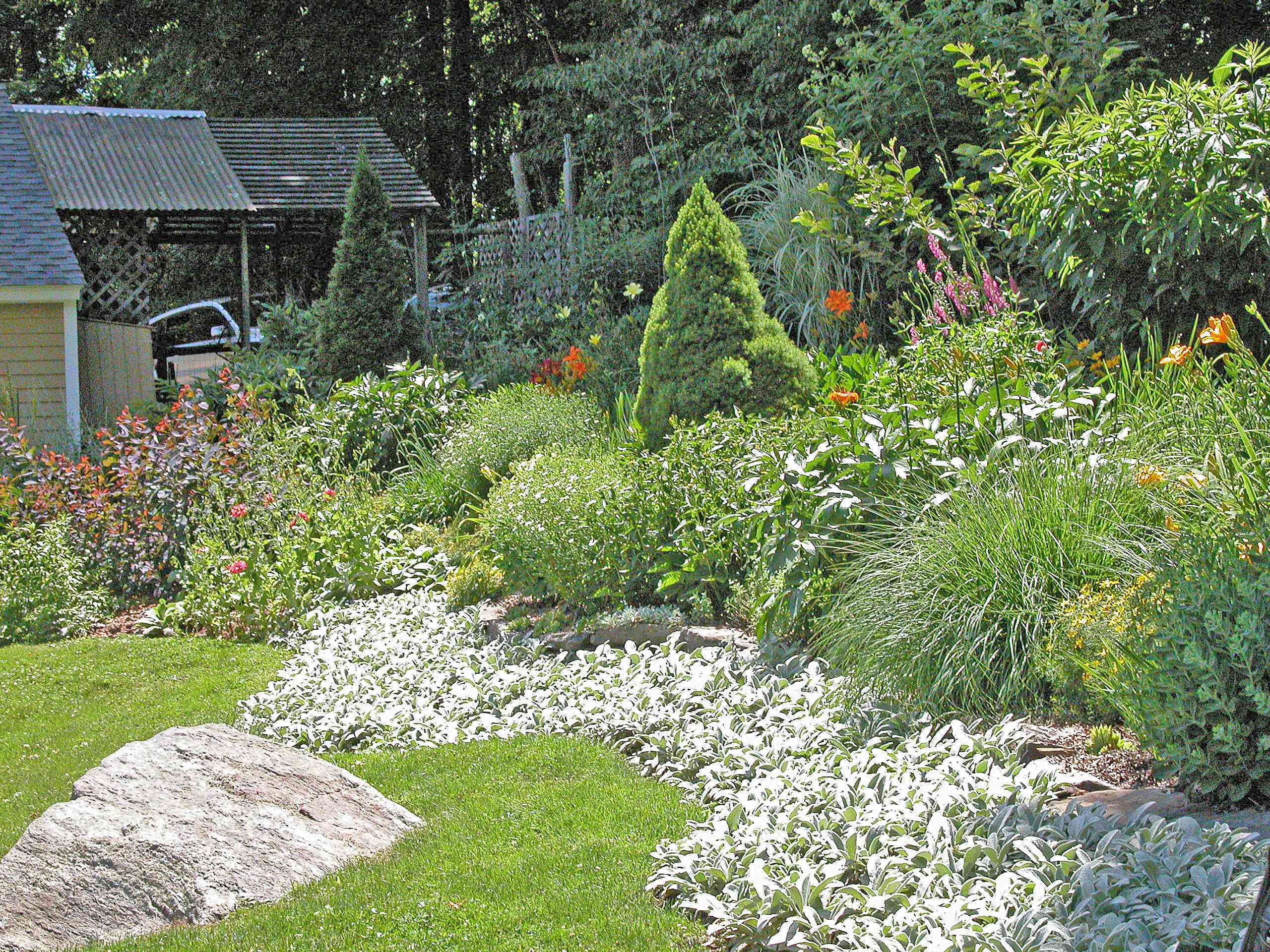 Flowerbed Installation Albany, New York