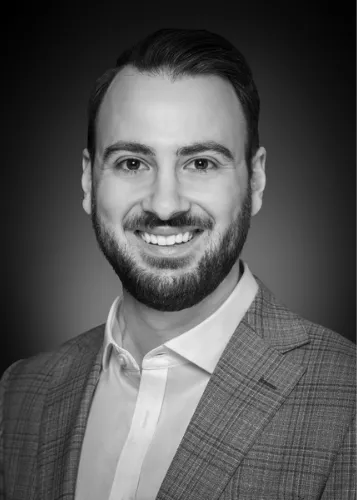 Justin Lazzaro, mortgage broker